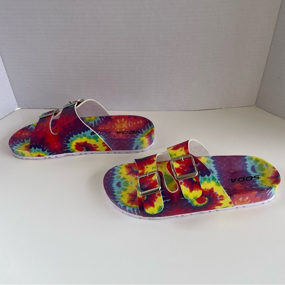 Soda Multicolored Sandals
Size 38 - Picture 4 of 7